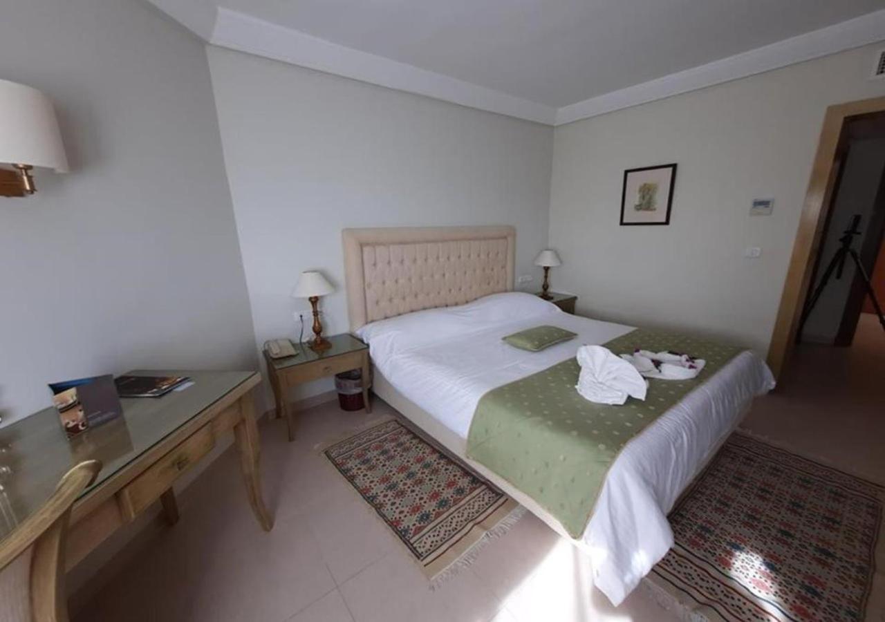 Eden Yasmine & Hotel
