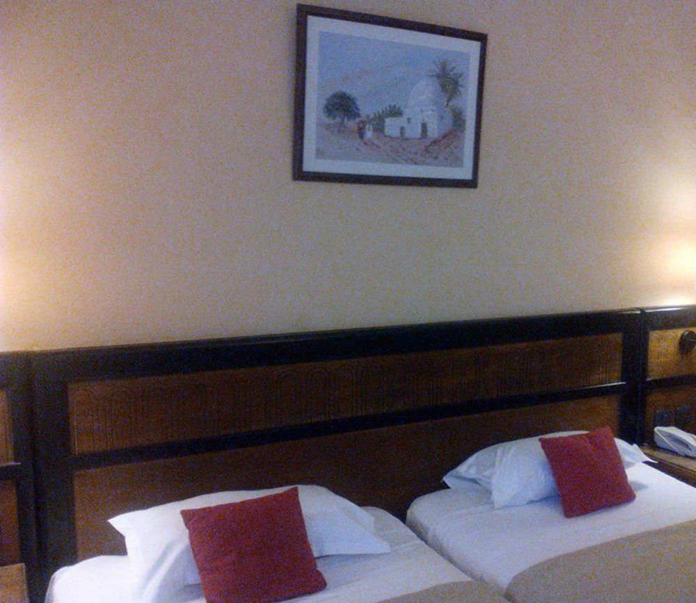 Eden Yasmine & Hotel