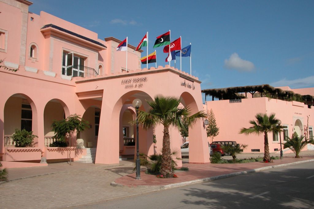 Hotel Eden Yasmine & 4*